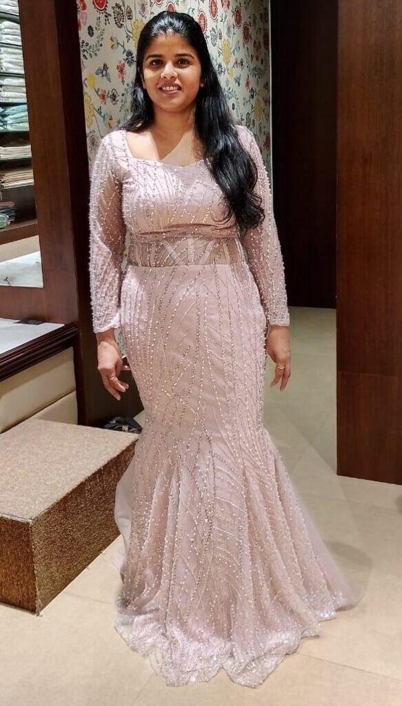 online customized wedding dress